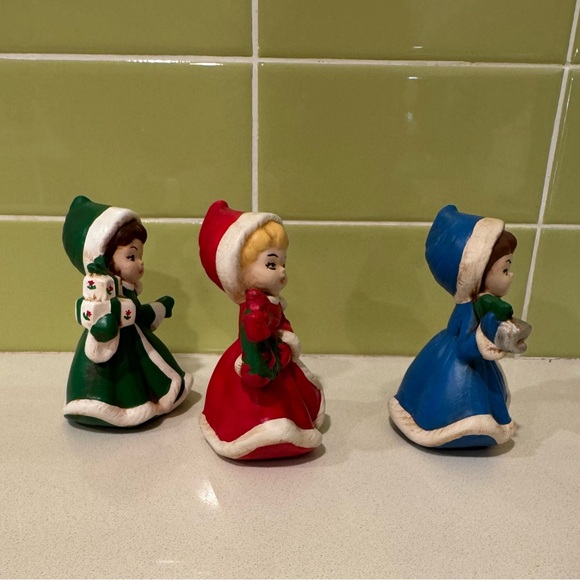 Festive Ceramic Figurines Trio - Picture 4 of 6